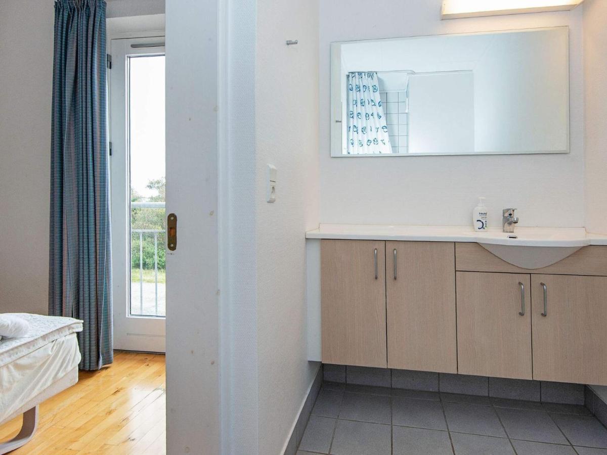 6 Person Holiday Home In H Jer Højer Екстериор снимка